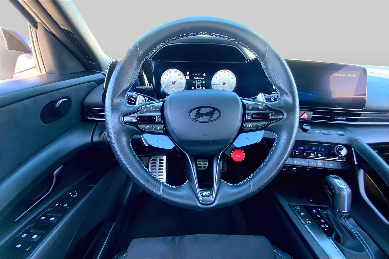 2025 Hyundai Elantra N photo 6 of 33