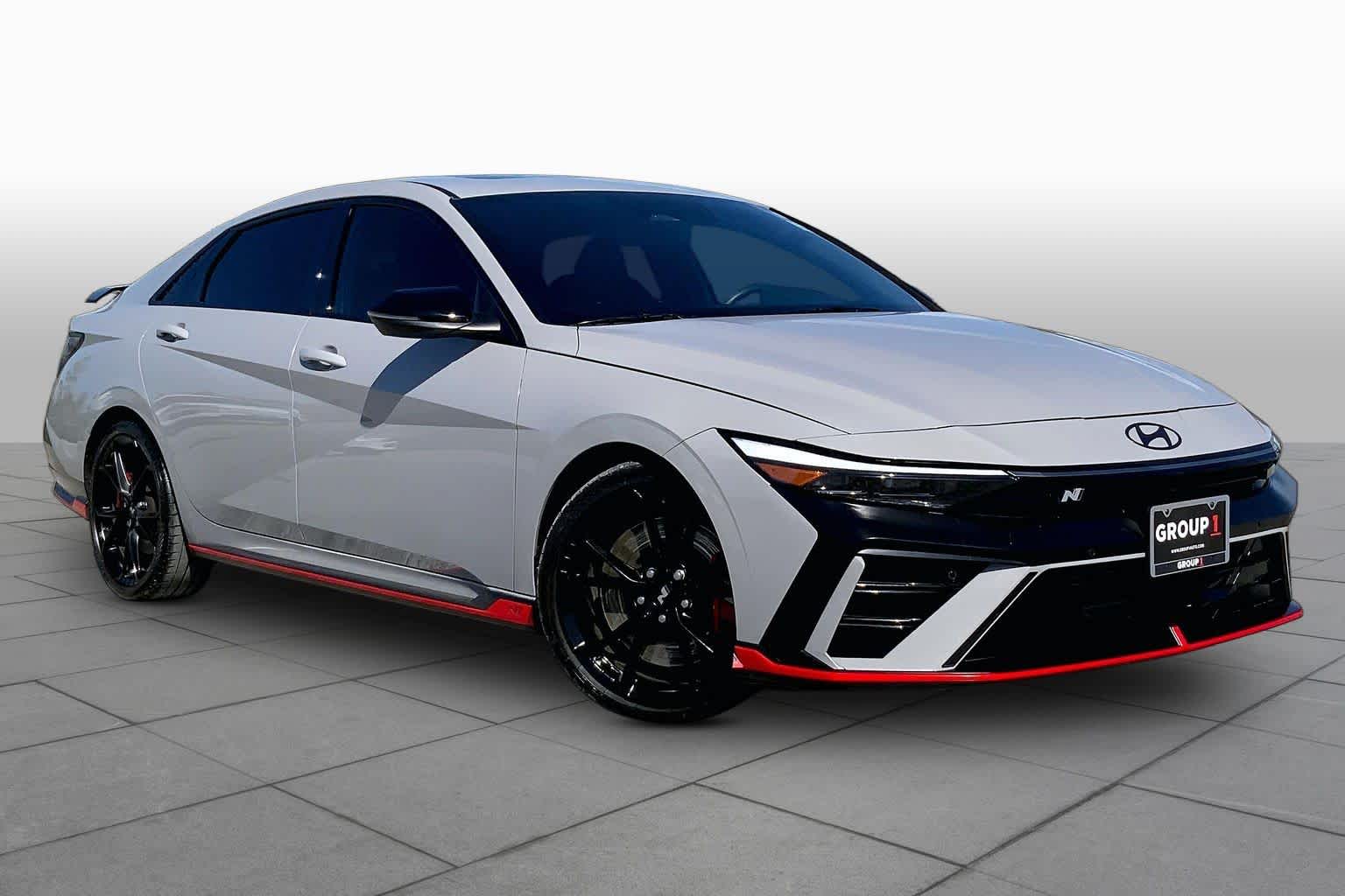 2025 Hyundai Elantra N photo 3 of 33