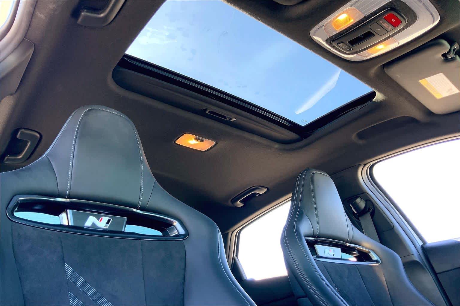 2025 Hyundai Elantra N photo 14 of 33
