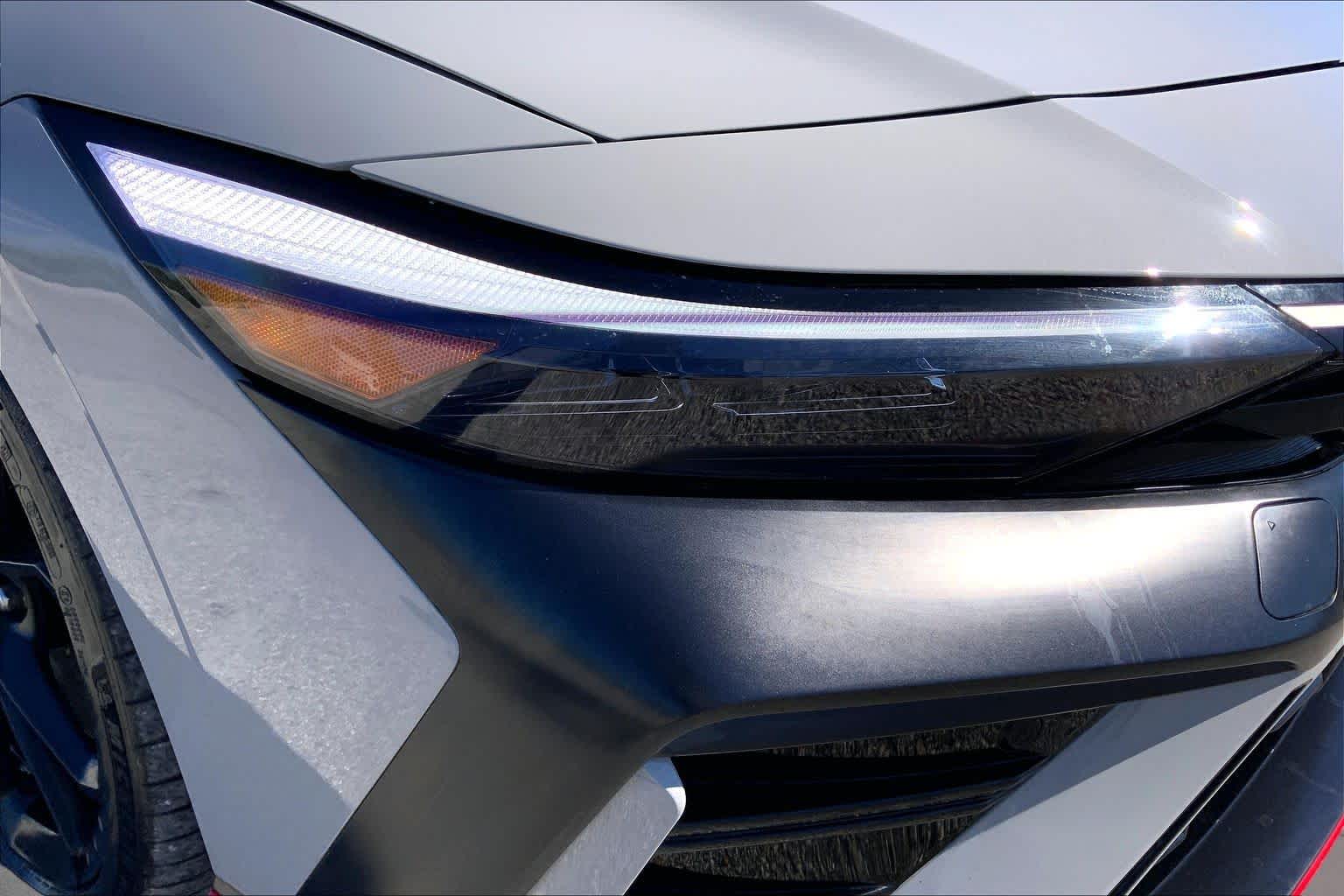 2025 Hyundai Elantra N photo 27 of 33