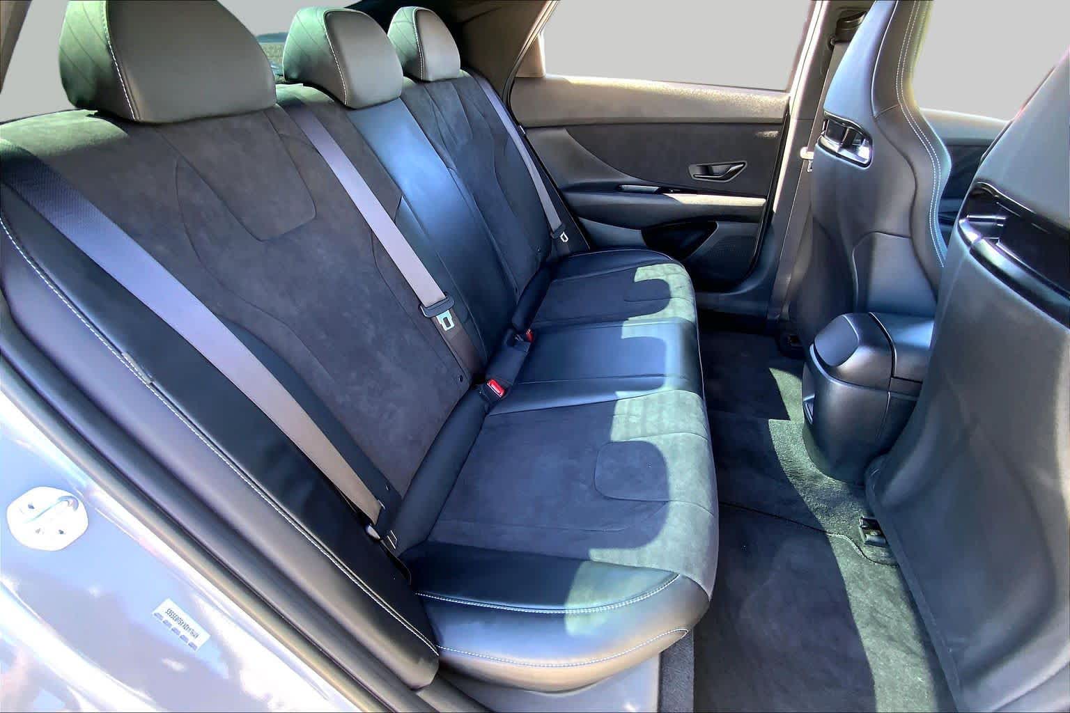 2025 Hyundai Elantra N photo 19 of 33