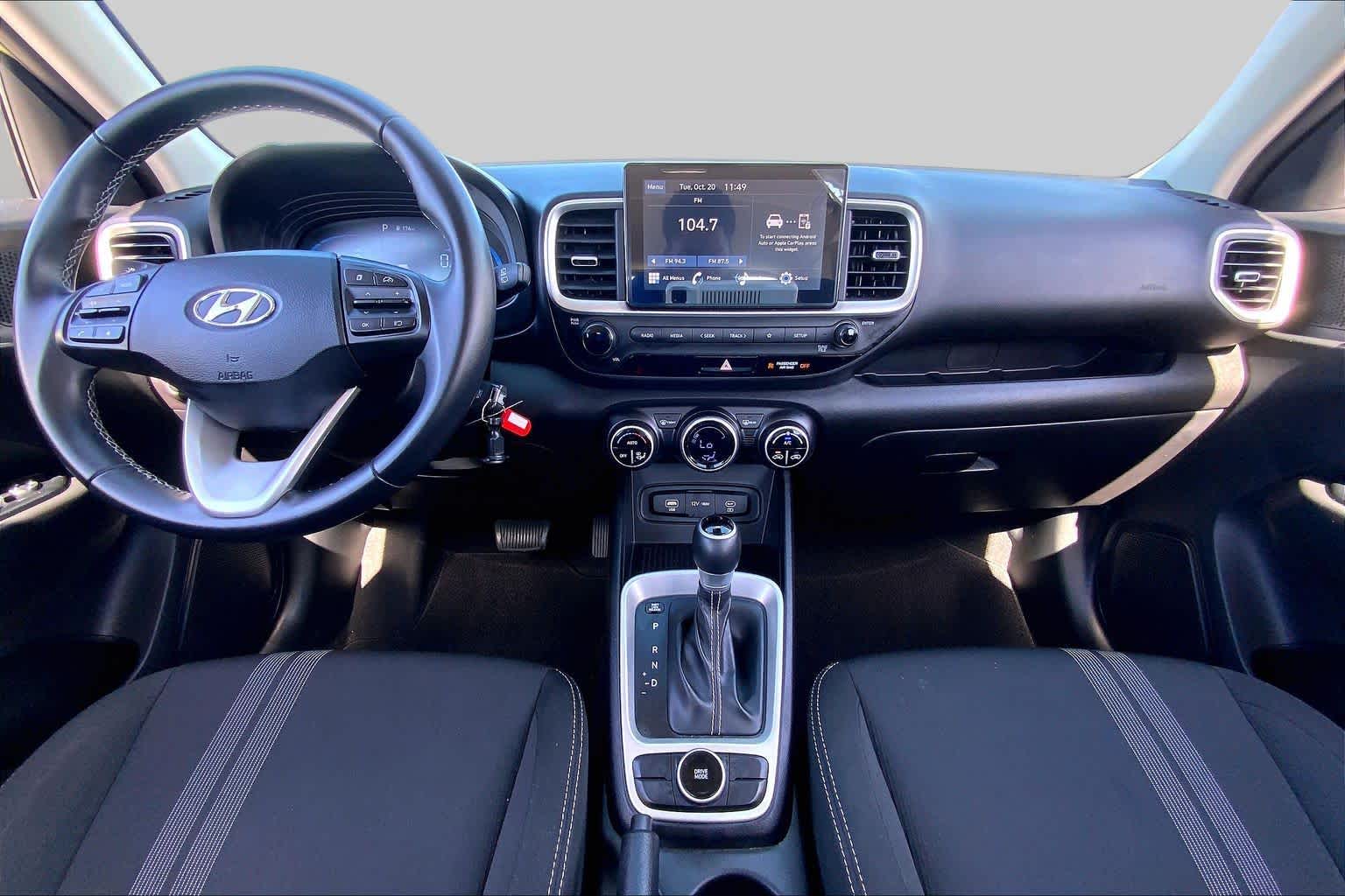 2023 Hyundai Venue photo 15 of 36