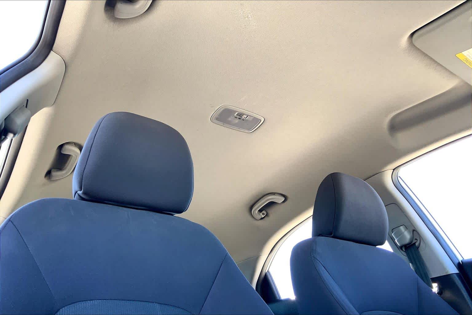 2012 Kia Rio photo 14 of 35