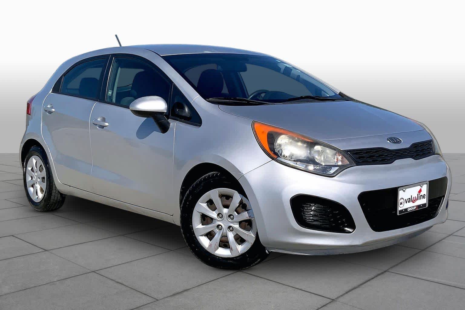 2012 Kia Rio photo 3 of 35