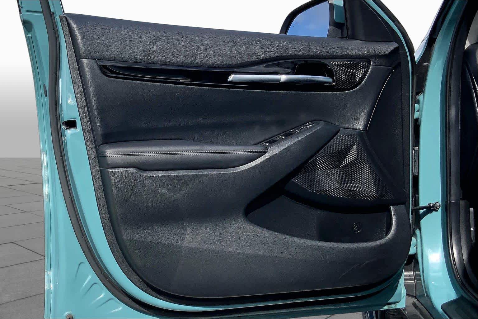 2025 Kia Seltos photo 21 of 36