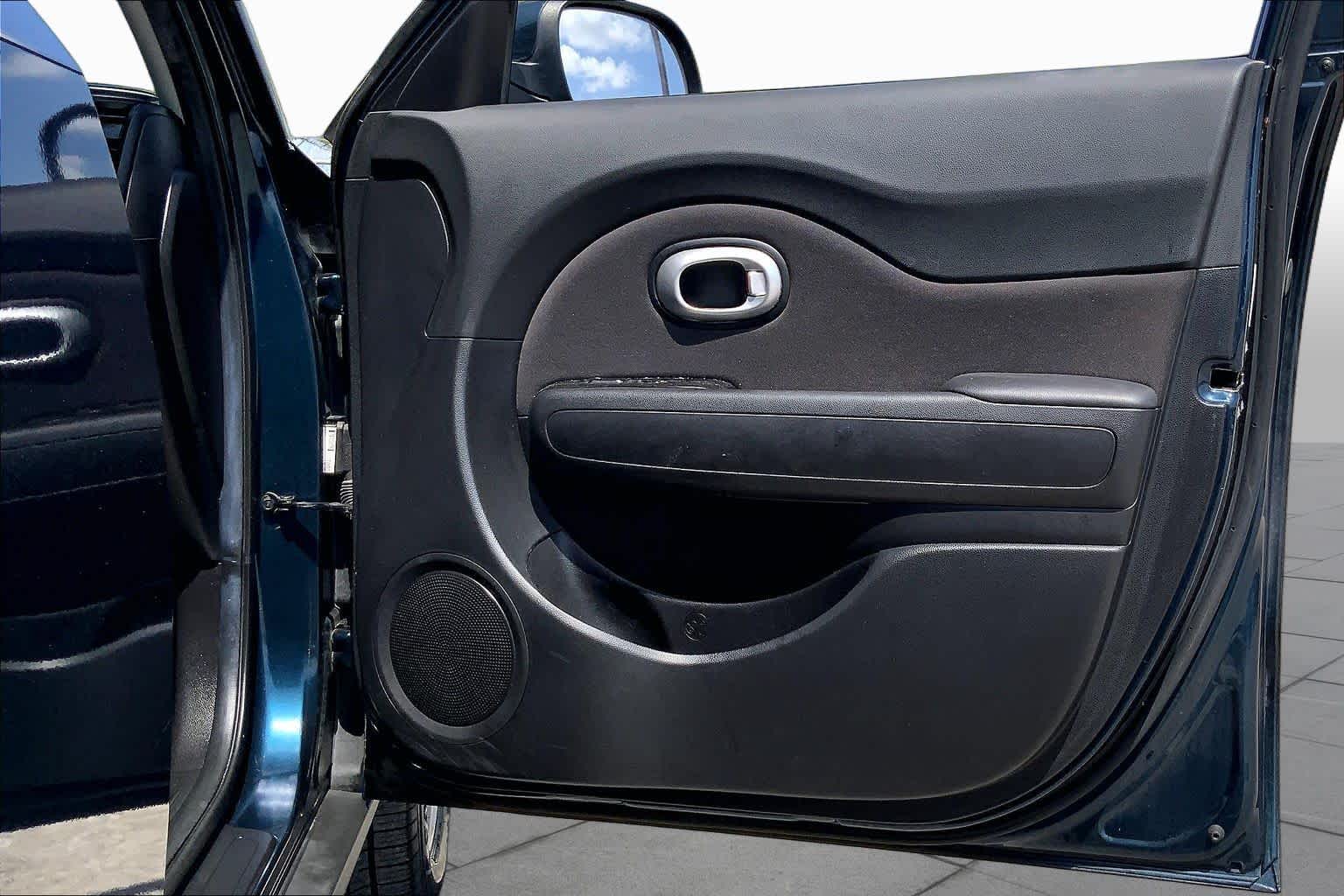 2018 Kia Soul + Mysterious Blue at Beck & Masten Kia