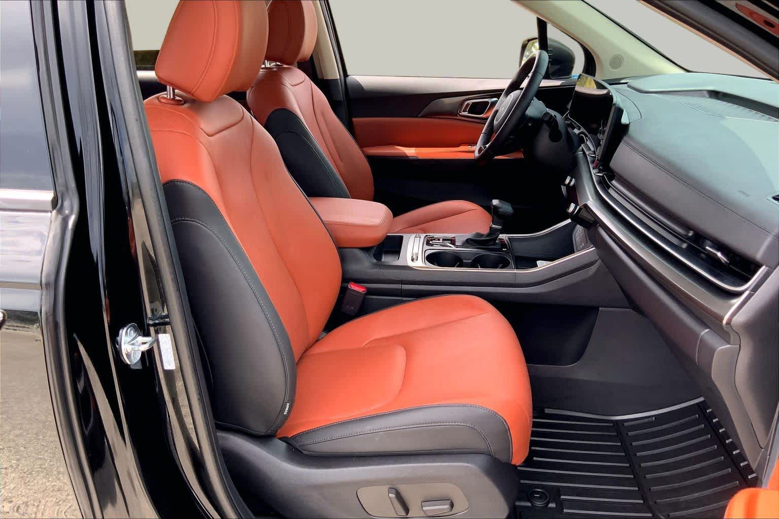 2026 Kia Carnival SX Aurora Black Pearl at Westside Kia