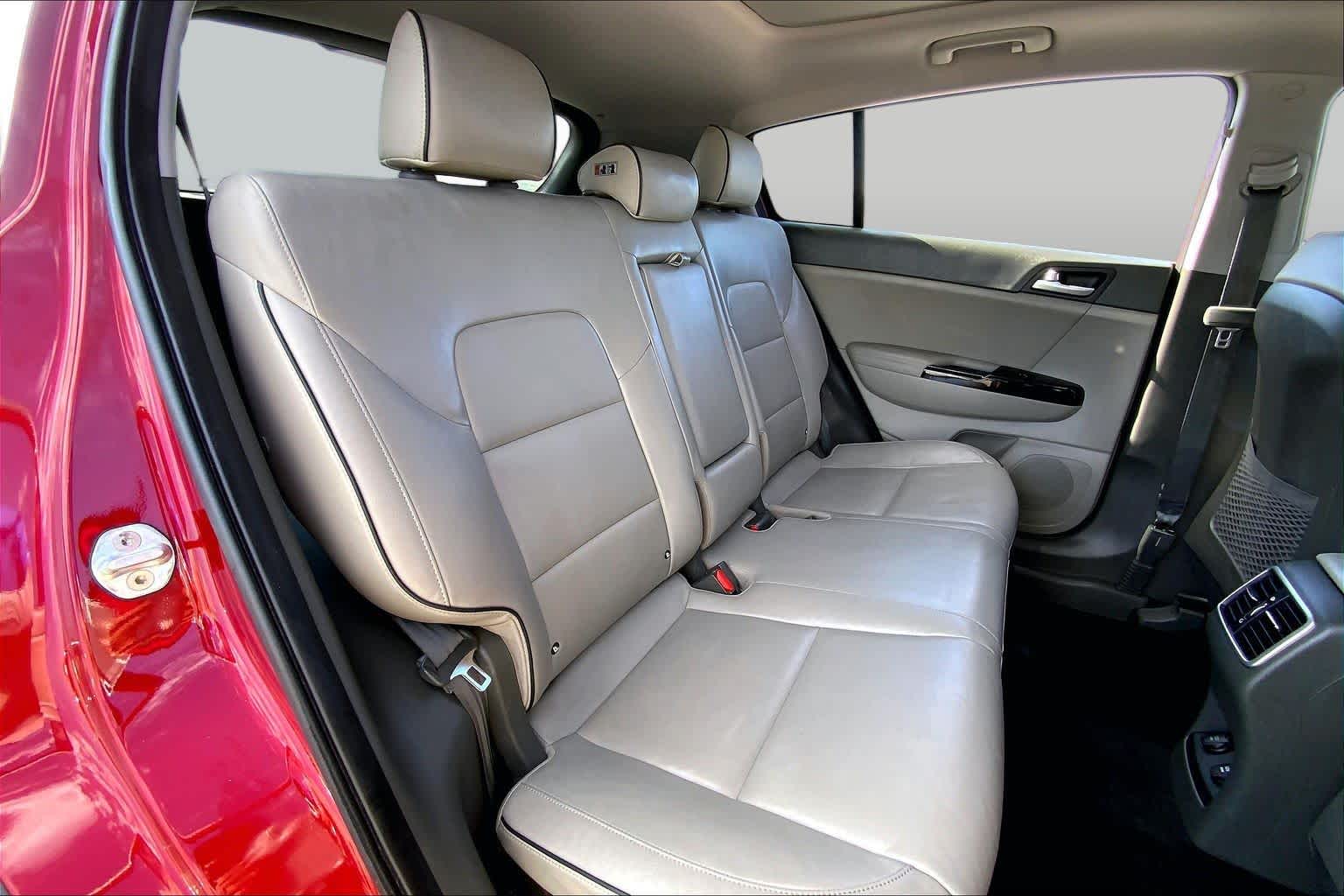2019 Kia Sportage photo 19 of 36