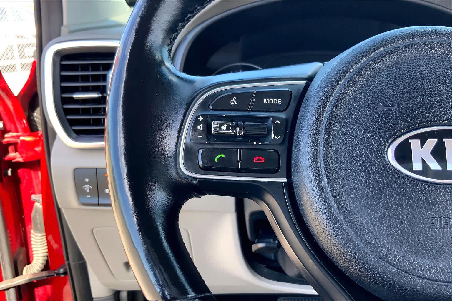 2019 Kia Sportage photo 23 of 36