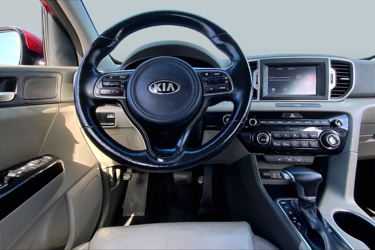 2019 Kia Sportage photo 6 of 36