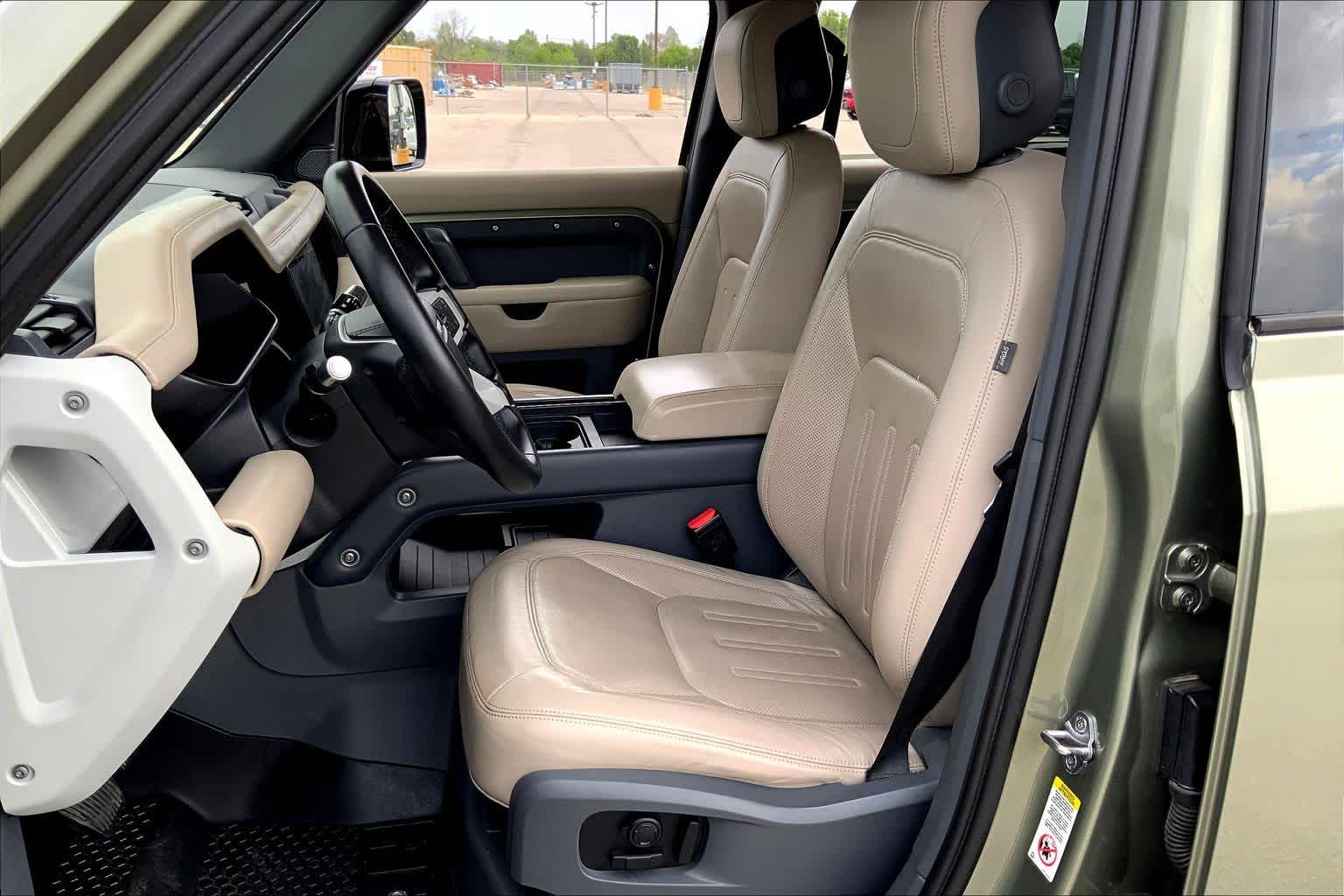 2020 Land Rover Defender HSE - 7