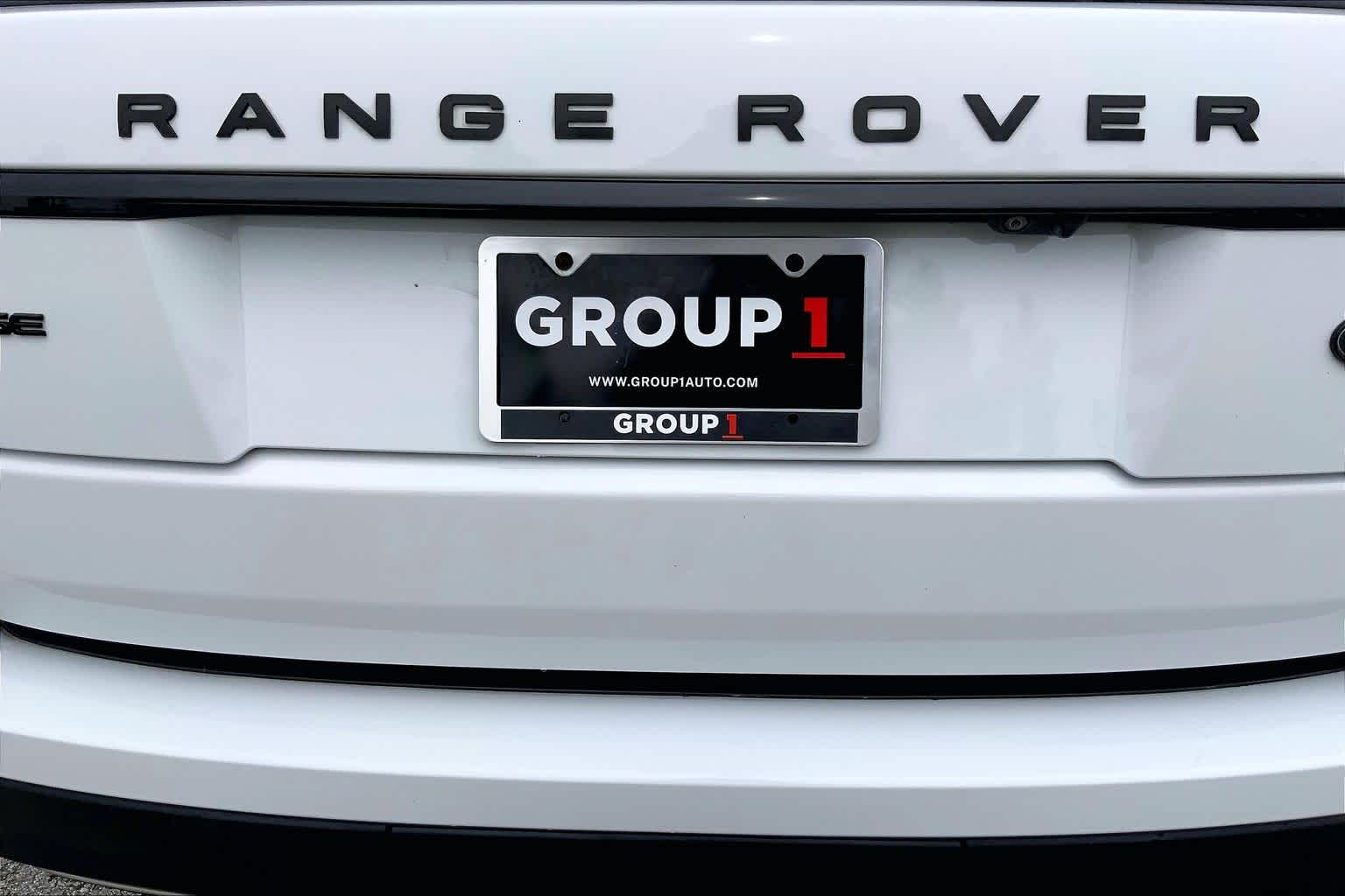 2019 Land Rover Range Rover HSE Yulong White Metallic at HGreg Houston