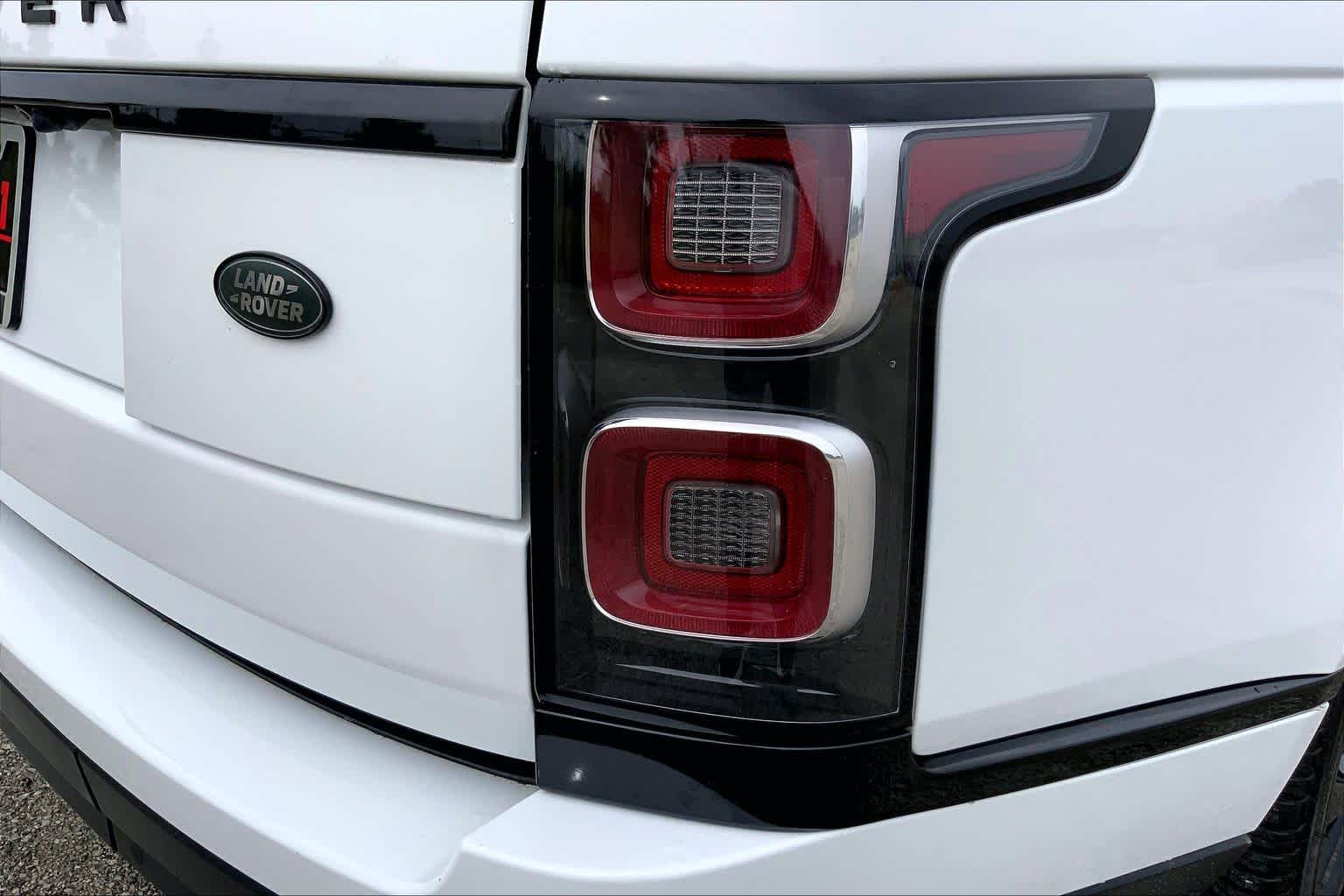 2019 Land Rover Range Rover HSE Yulong White Metallic at HGreg Houston
