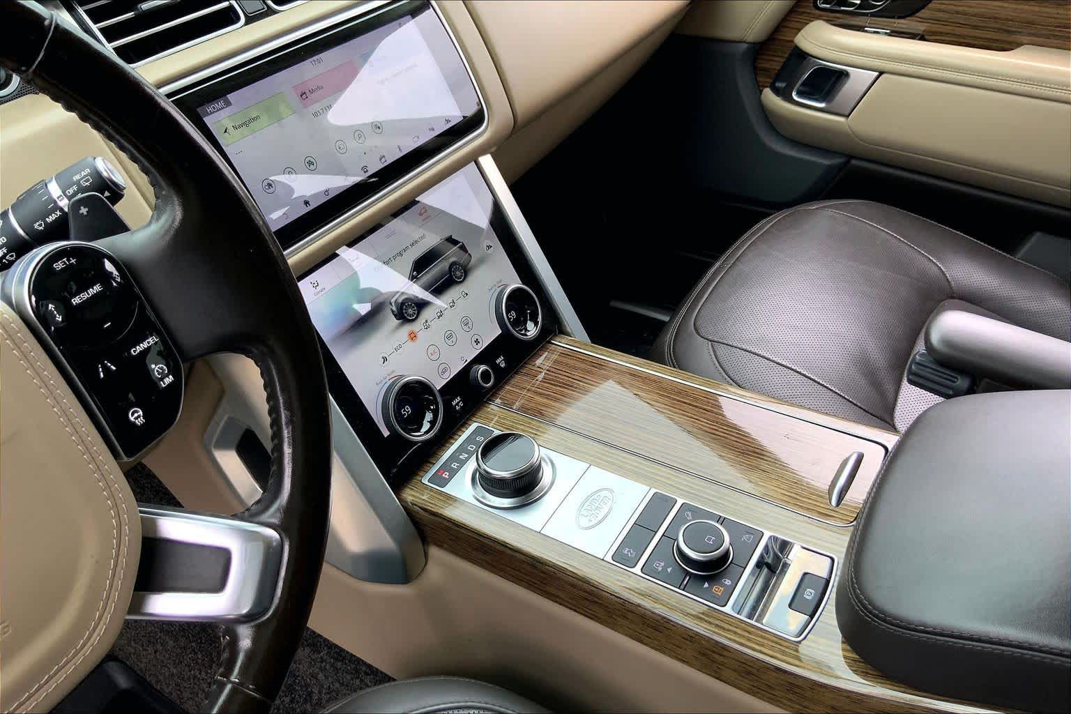 2019 Land Rover Range Rover HSE Yulong White Metallic at HGreg Houston