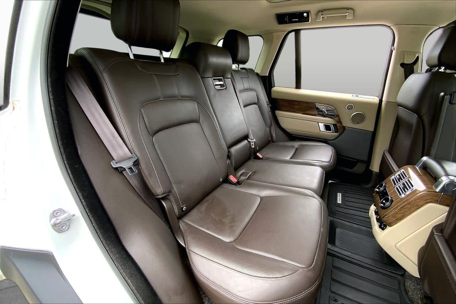 2019 Land Rover Range Rover HSE Yulong White Metallic at HGreg Houston