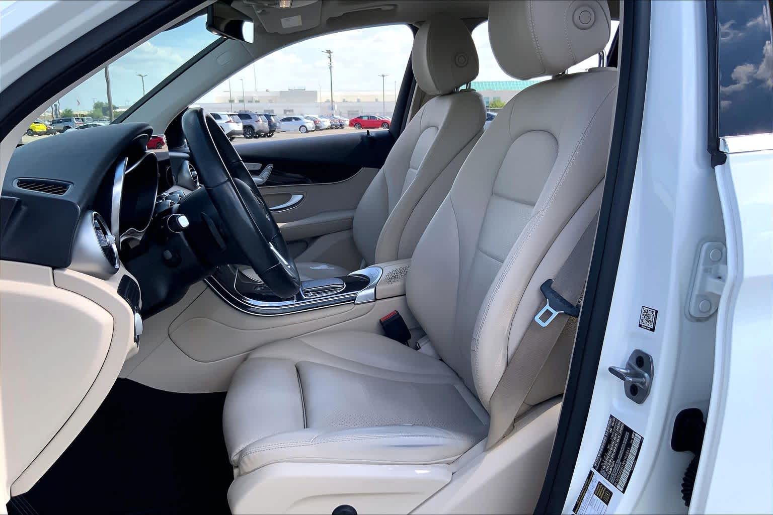 2022 Mercedes-Benz GLC 300 GLC 300 Polar White at Lexus Southwest Houston