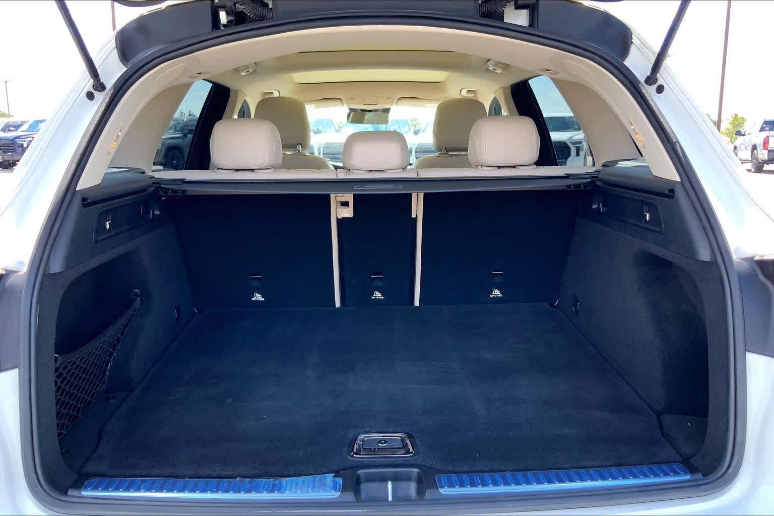 2022 Mercedes-Benz GLC 300 GLC 300 Polar White at Lexus Southwest Houston