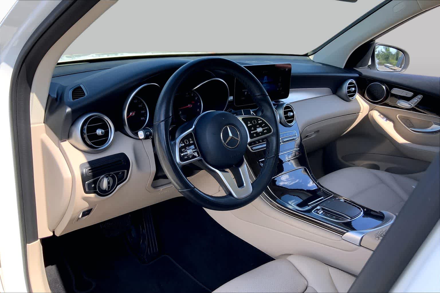 2022 Mercedes-Benz GLC 300 GLC 300 Polar White at Group 1 Toyota Southwest