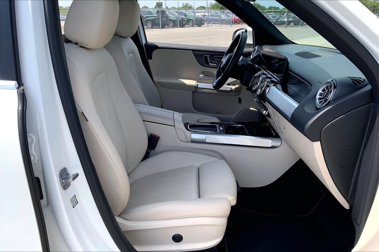 2025 Mercedes-Benz GLB 250 GLB 250 Polar White at Group 1 Toyota Southwest
