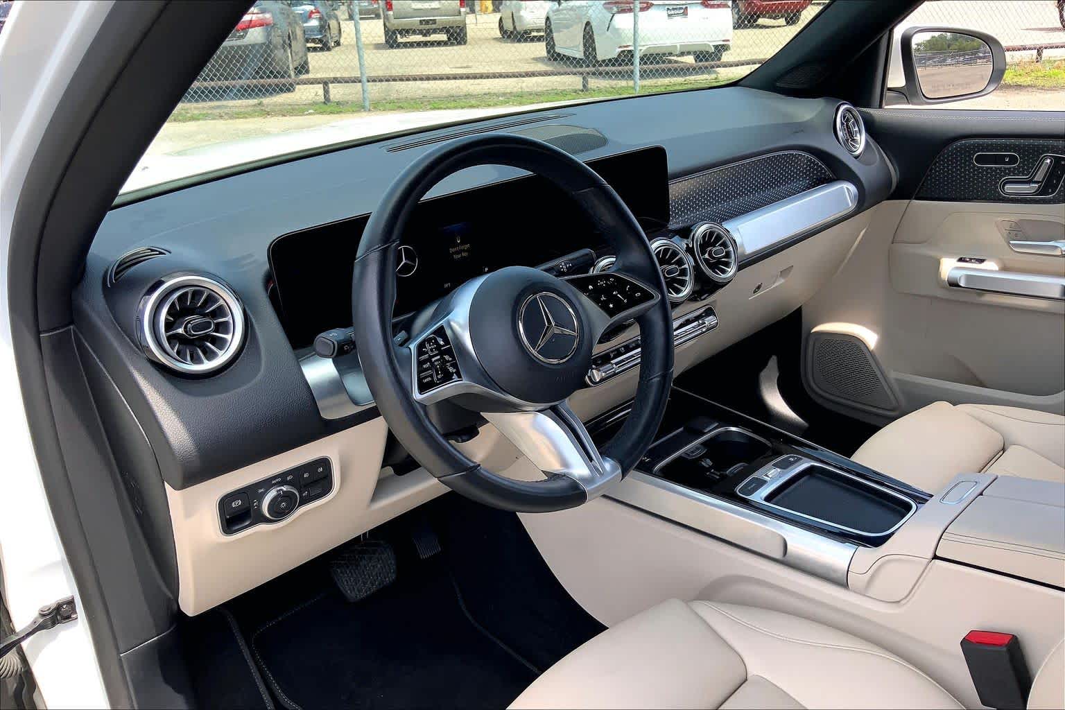 2025 Mercedes-Benz GLB 250 GLB 250 Polar White at Group 1 Toyota Southwest