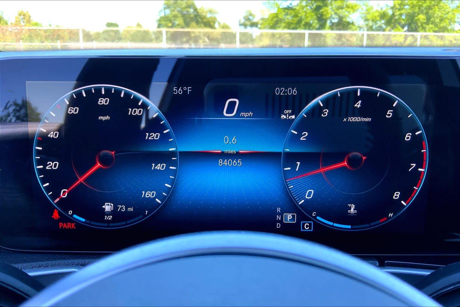2023 Mercedes-Benz GLB 250 photo 25 of 36