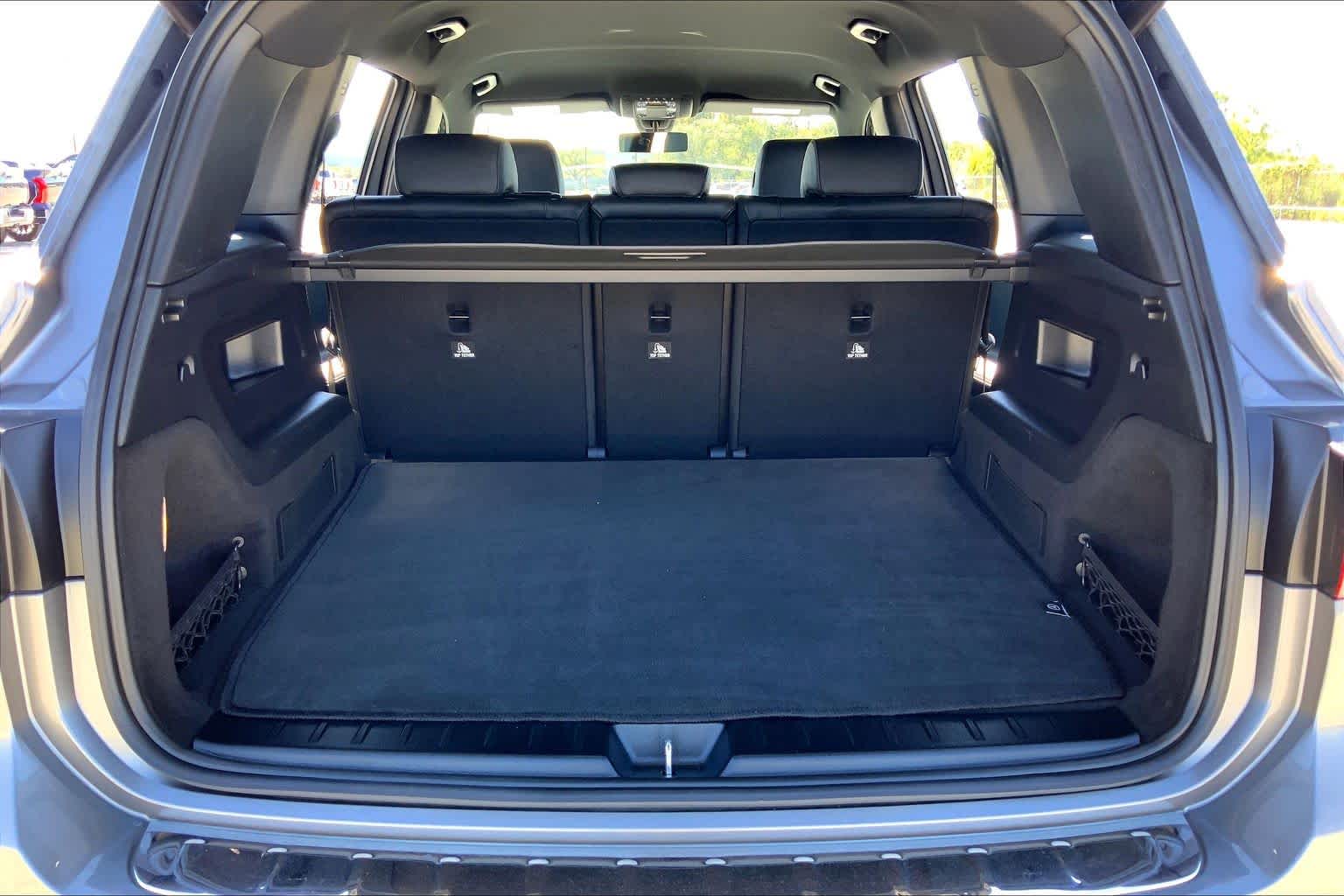 2023 Mercedes-Benz GLB 250 photo 34 of 36