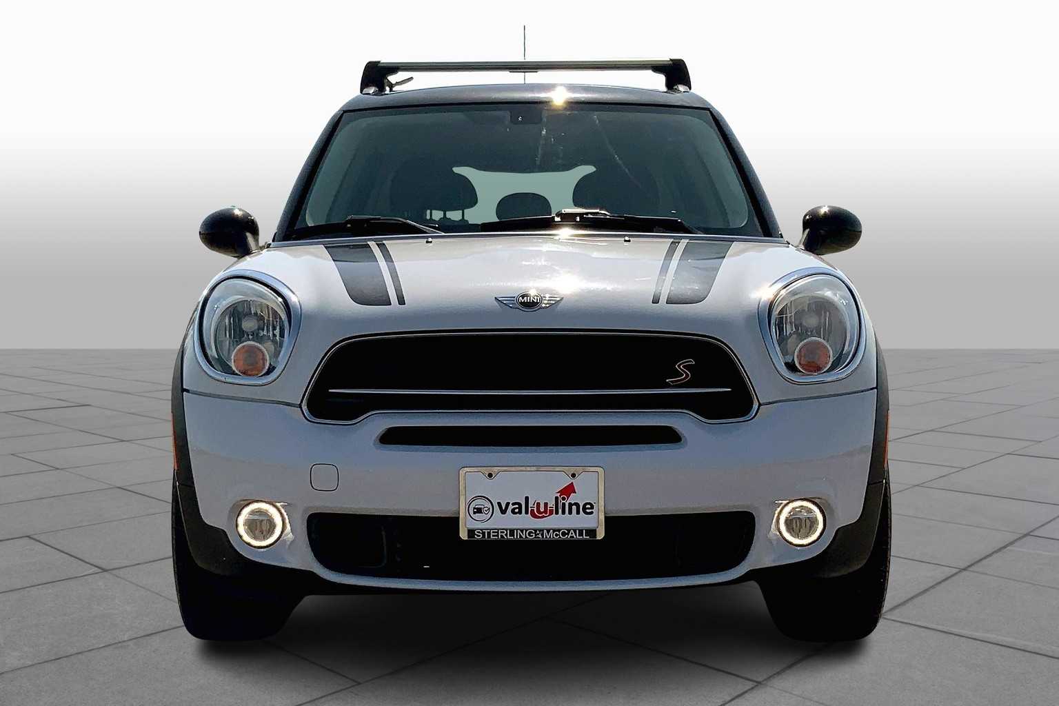 2016 MINI Countryman photo 4 of 33