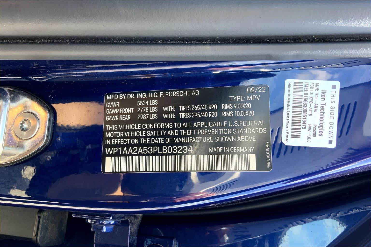 2023 Porsche Macan T Black at HGreg Houston