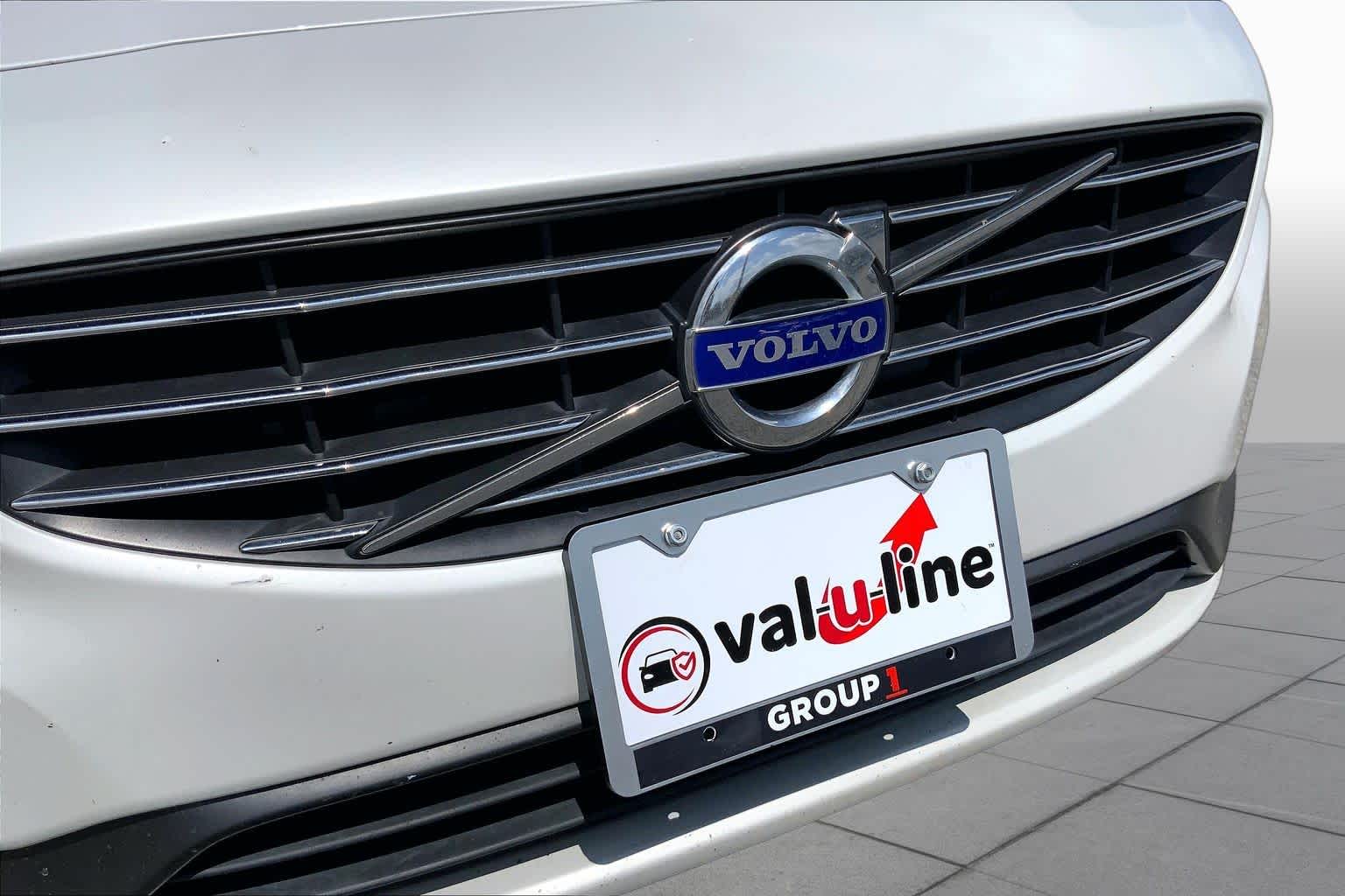 2015 Volvo V60 T5 Drive-E Platinum Crystal White Pearl at Mac Haik Ford