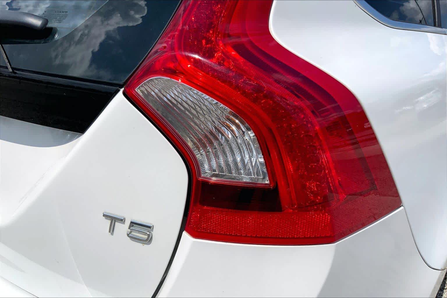 2015 Volvo V60 T5 Drive-E Platinum Crystal White Pearl at Mac Haik Ford