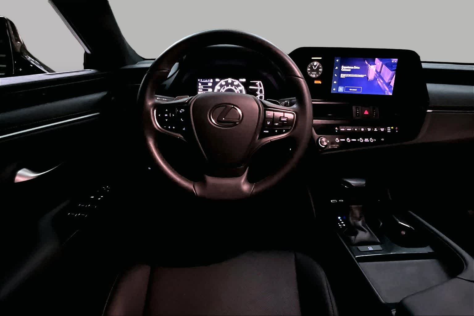 View vehicle photo 5