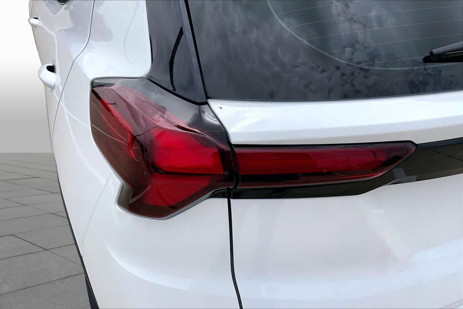 New 2027 Summit White Chevrolet LT image 14