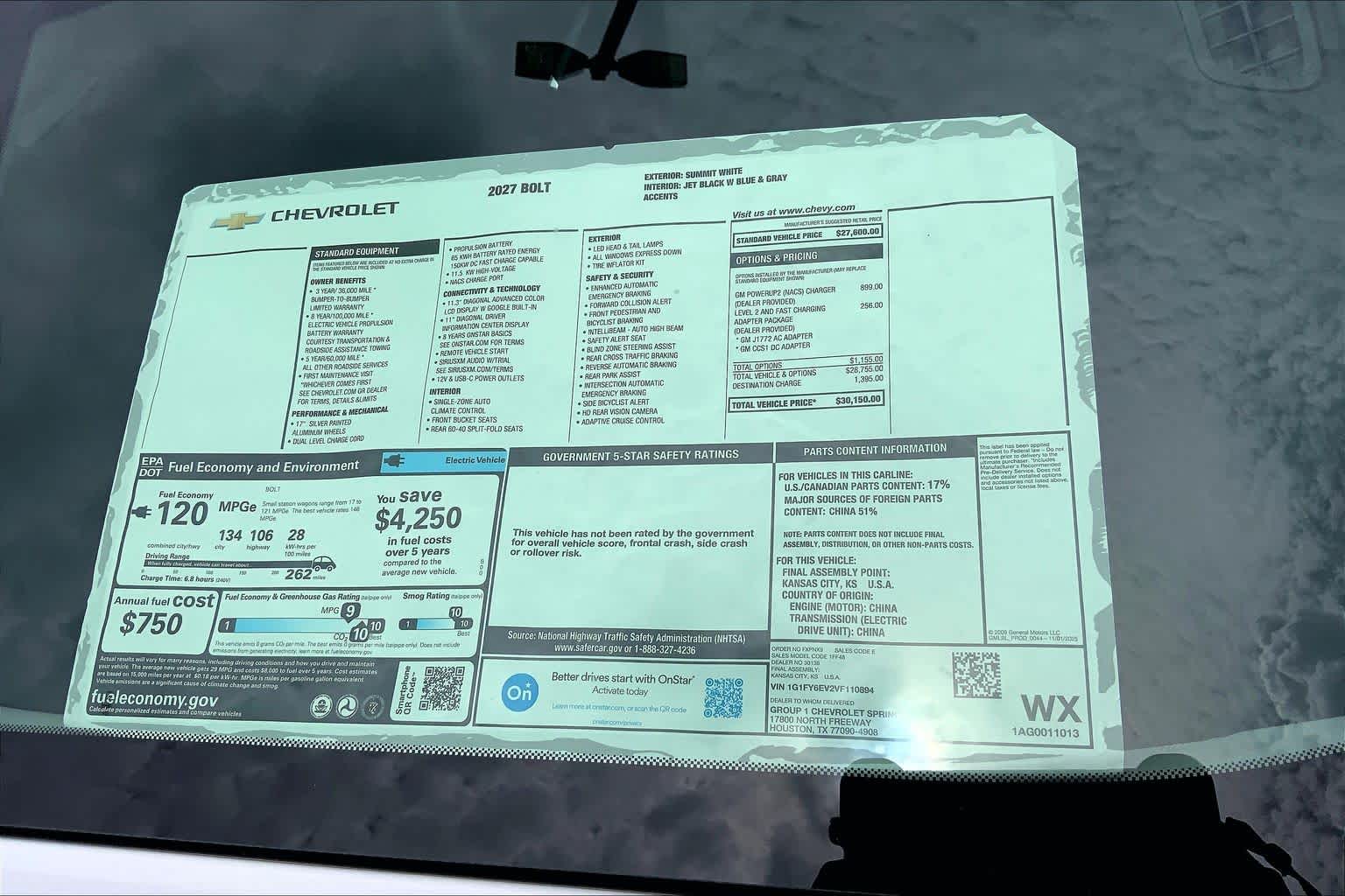 New 2027 Summit White Chevrolet LT image 22