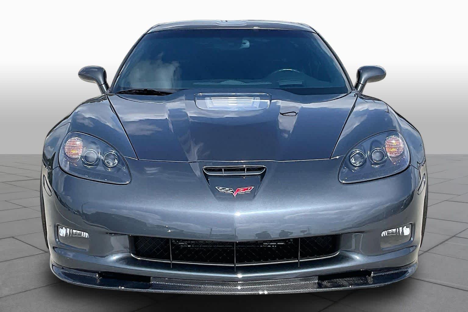 Used 2009 CYBER GRAY METALLIC Chevrolet ZR1 w/3ZR image 3