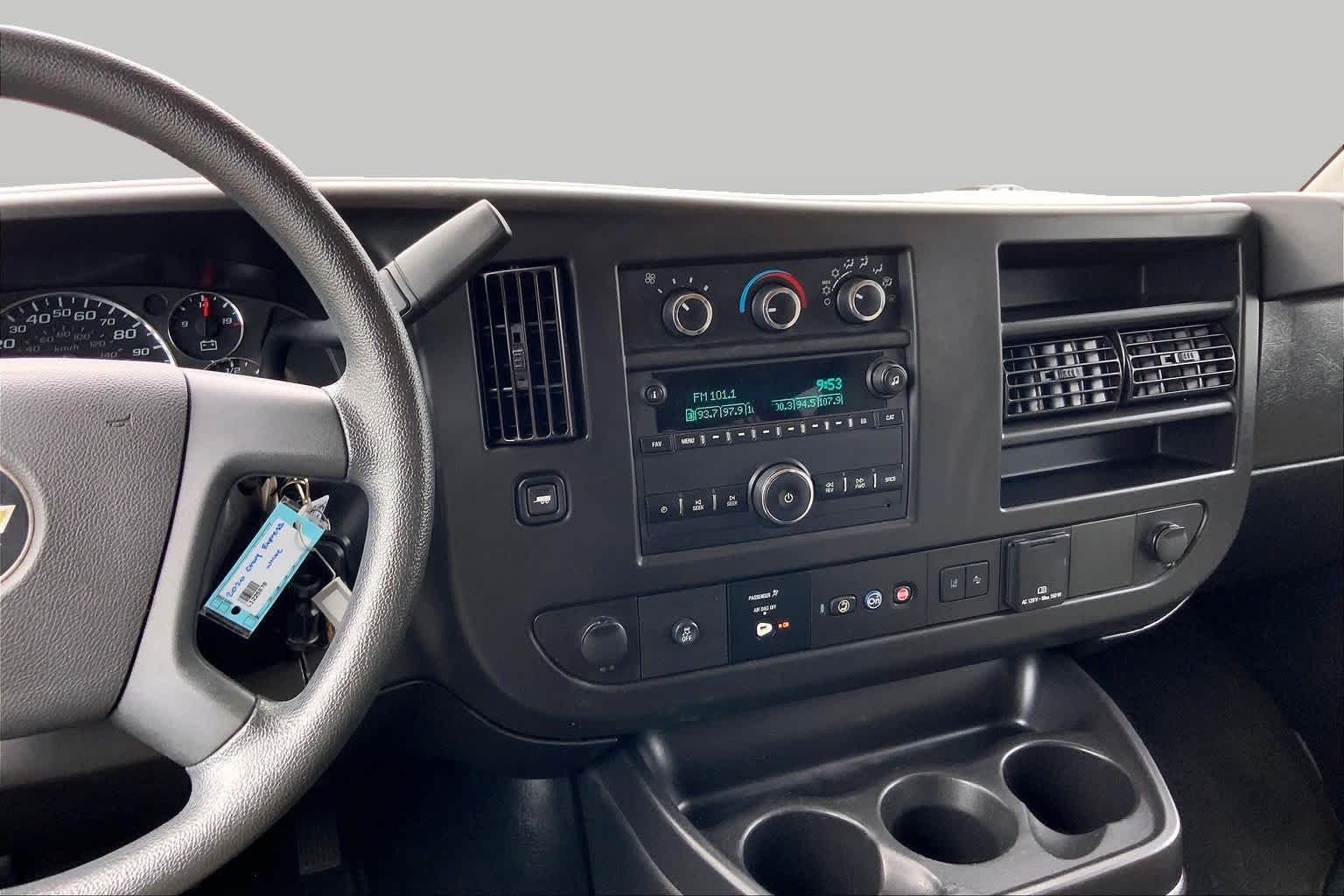 Pre-Owned 2020 Chevrolet Express Passenger 2500 LT