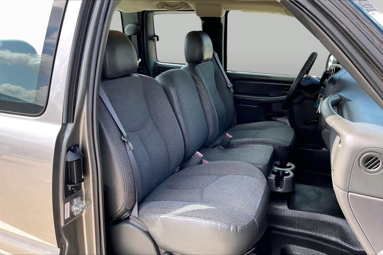 Used 2006 Graystone Metallic Chevrolet Work Truck image 8