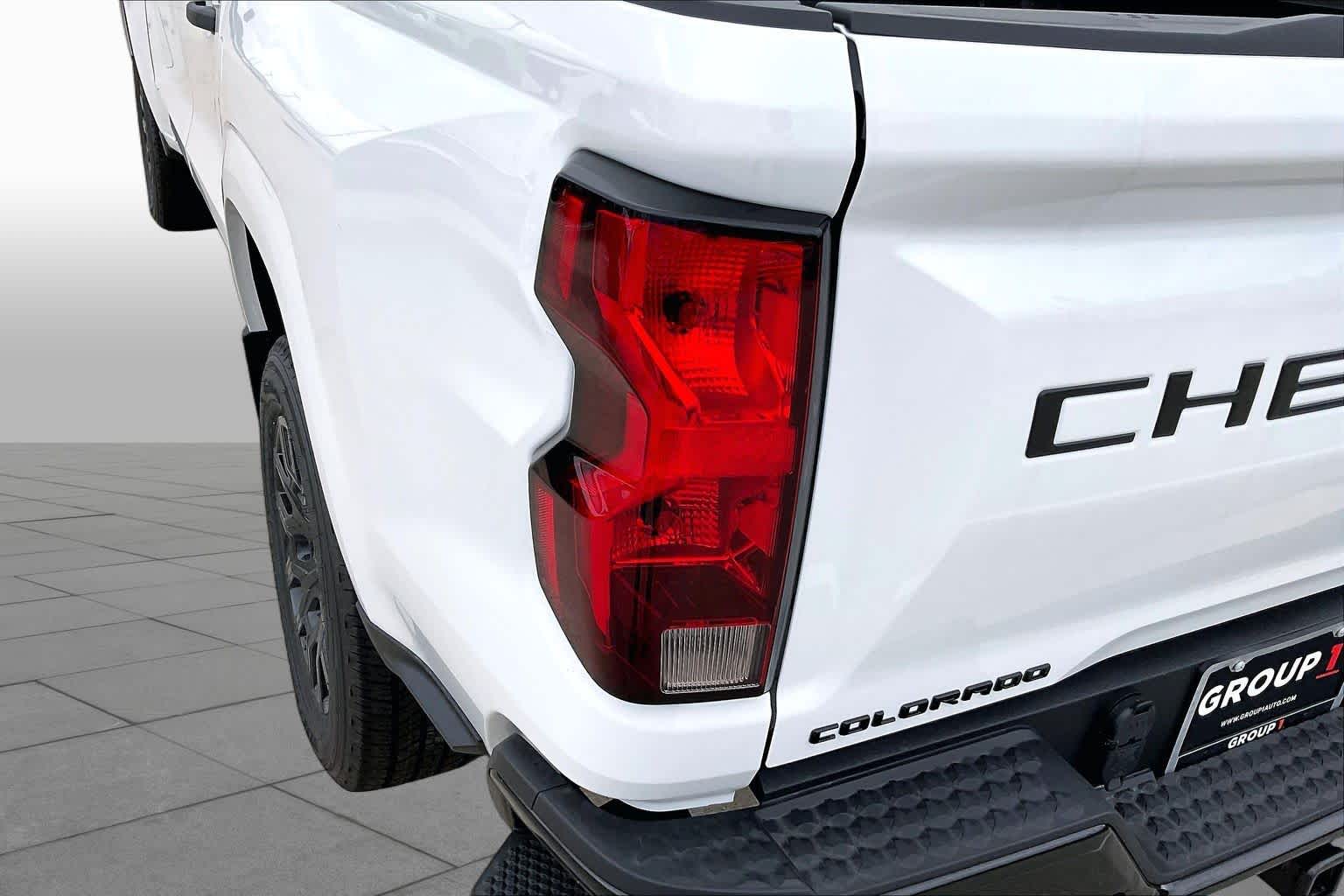 New 2026 Summit White Chevrolet WT image 14