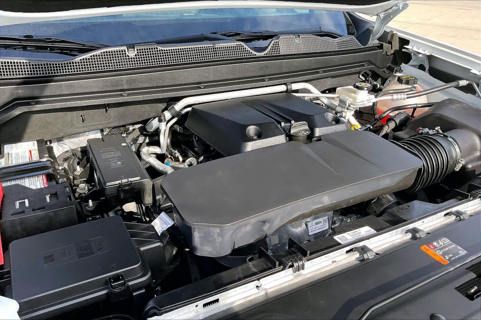 Certified Used 2024 Summit White Chevrolet LT image 31
