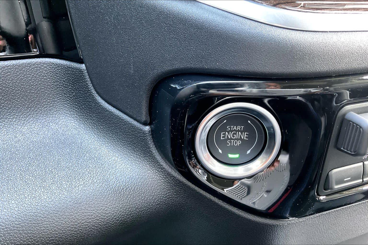 New 2026 Summit White Chevrolet LT image 20