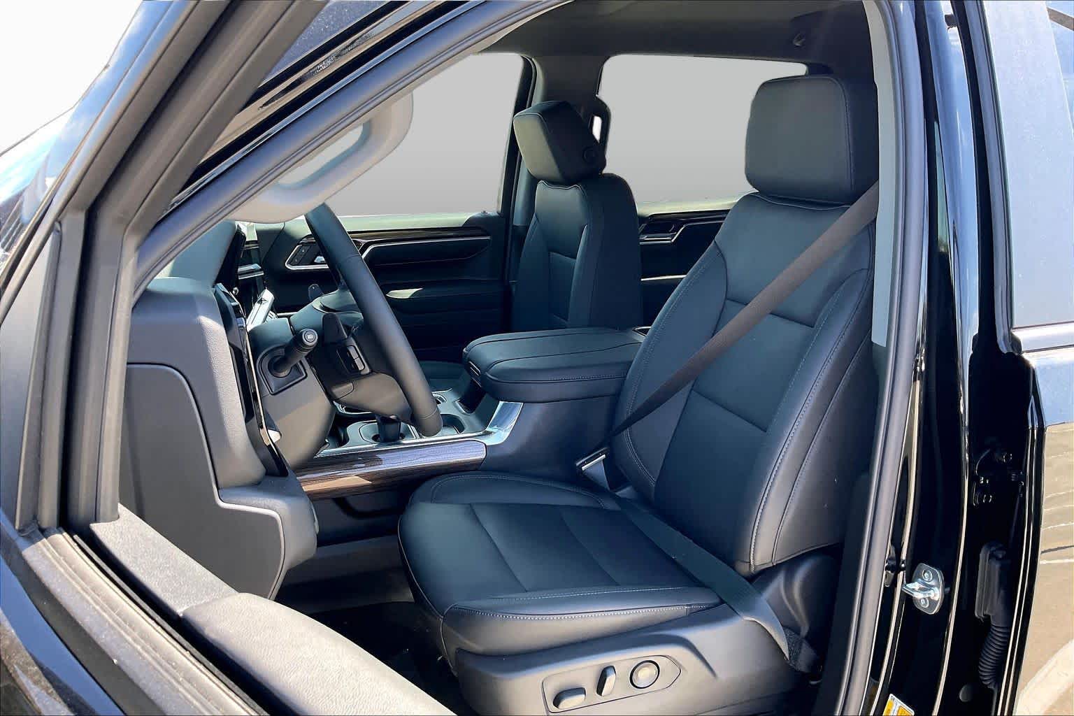 New 2026 Black Chevrolet LT image 8