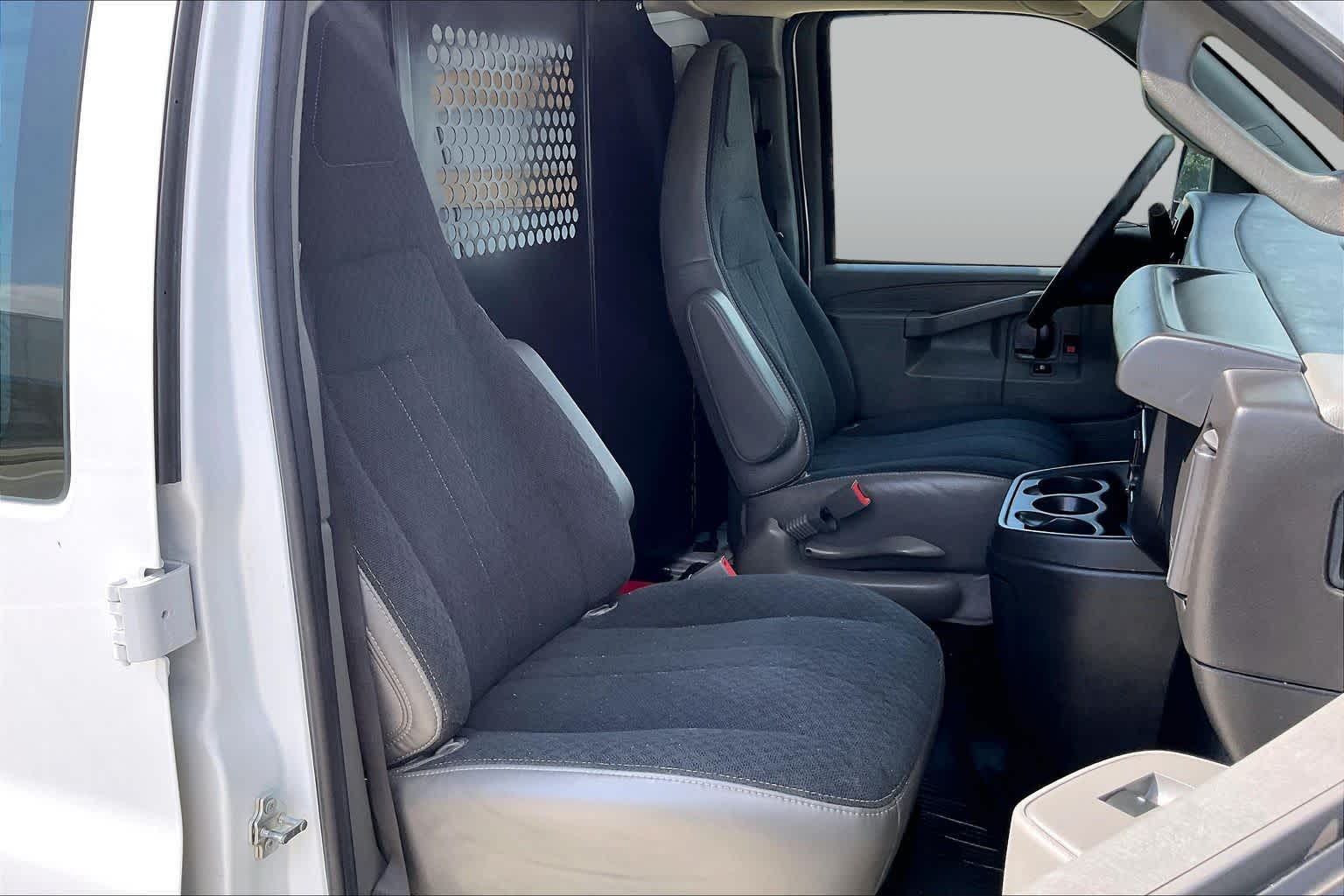 Certified Pre-Owned 2025 Chevrolet Express Cargo WT