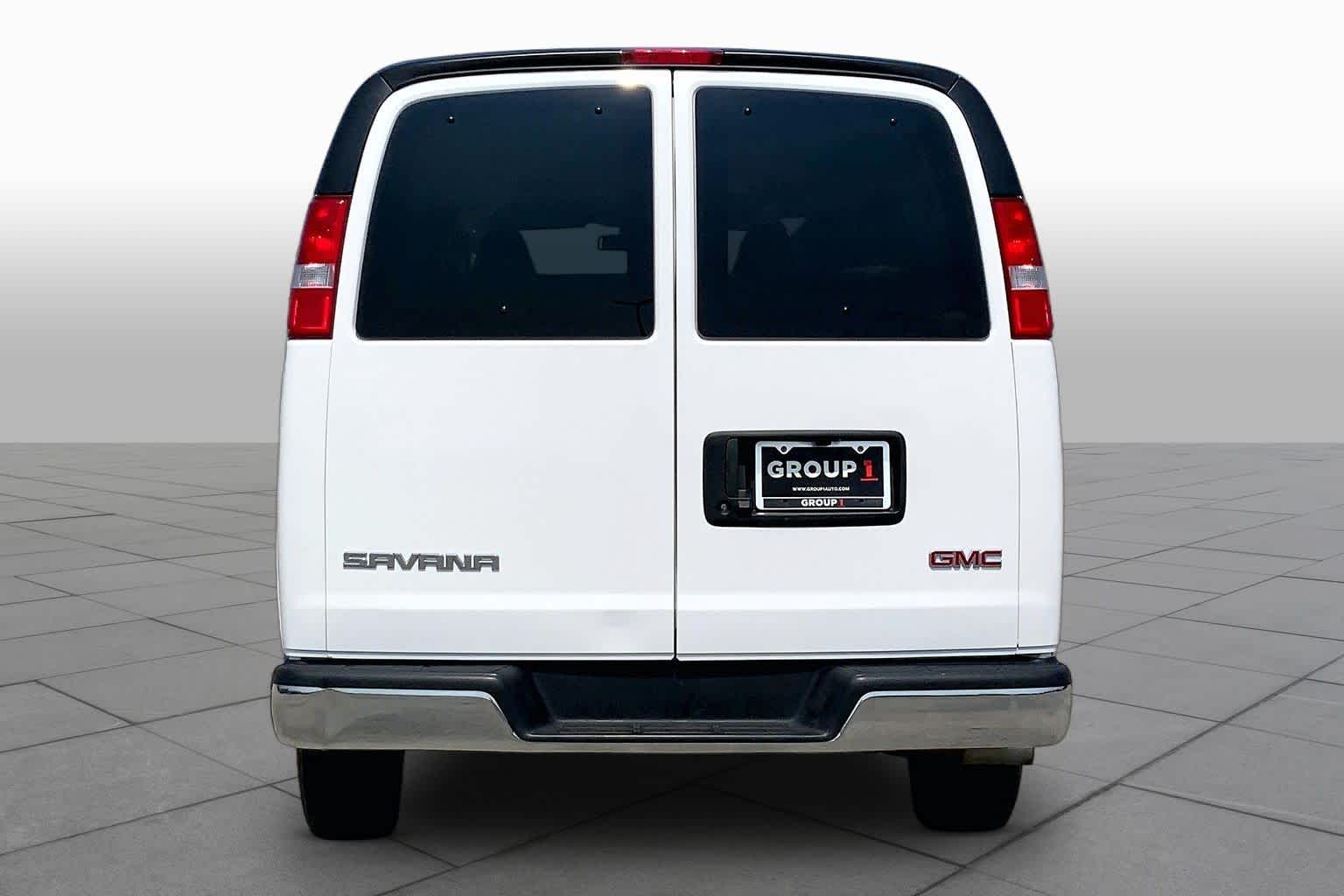 Certified Pre-Owned 2025 GMC Savana Passenger LT