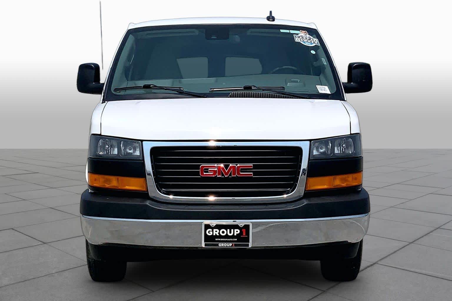 Certified Pre-Owned 2025 GMC Savana Passenger LT