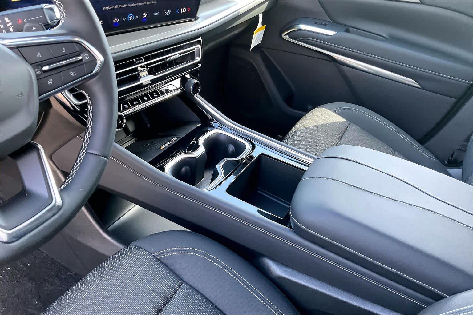 New 2027 Mosaic Black Metallic Chevrolet LT image 8