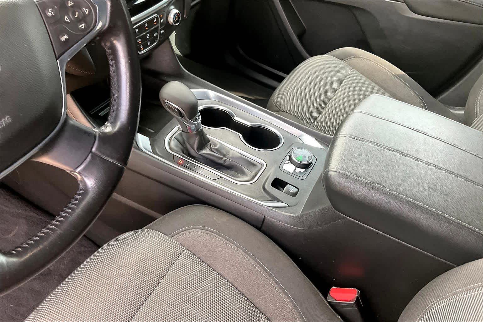 Used 2022 MOSAIC BLACK METALLIC Chevrolet LT Cloth image 15