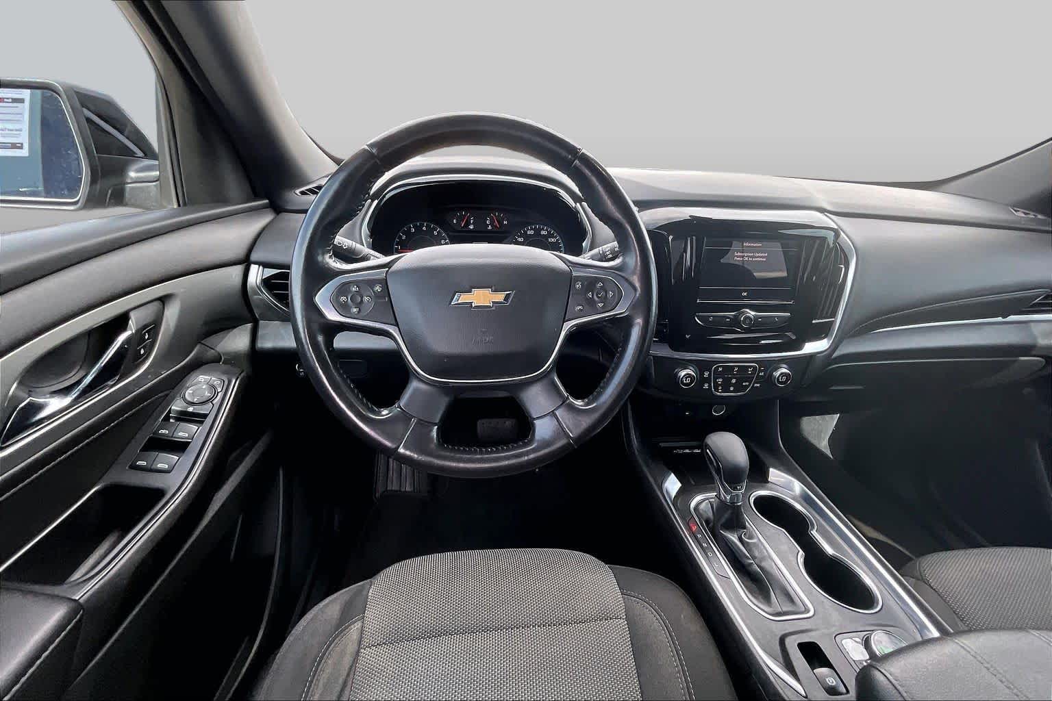 Used 2022 MOSAIC BLACK METALLIC Chevrolet LT Cloth image 4