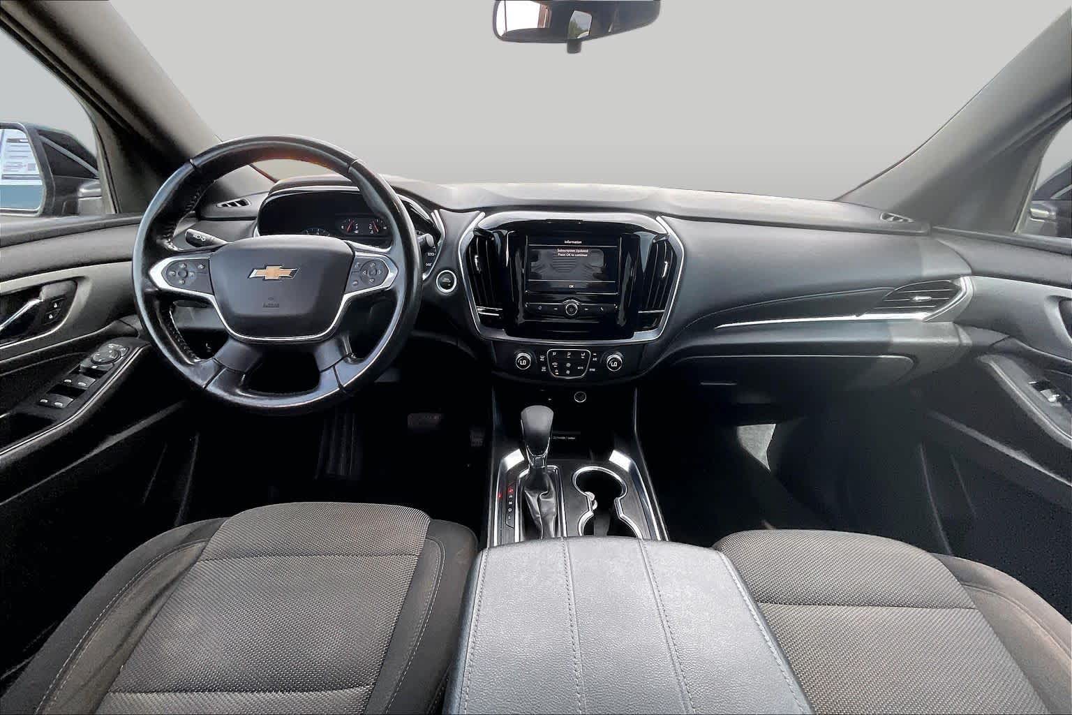Used 2022 MOSAIC BLACK METALLIC Chevrolet LT Cloth image 14