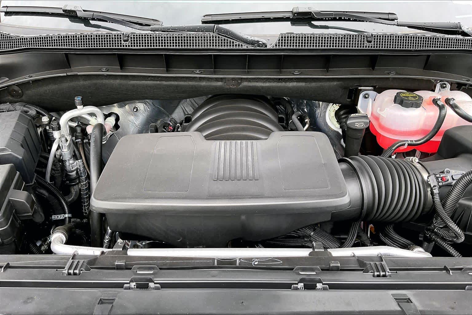 New 2026 Summit White Chevrolet LT image 16