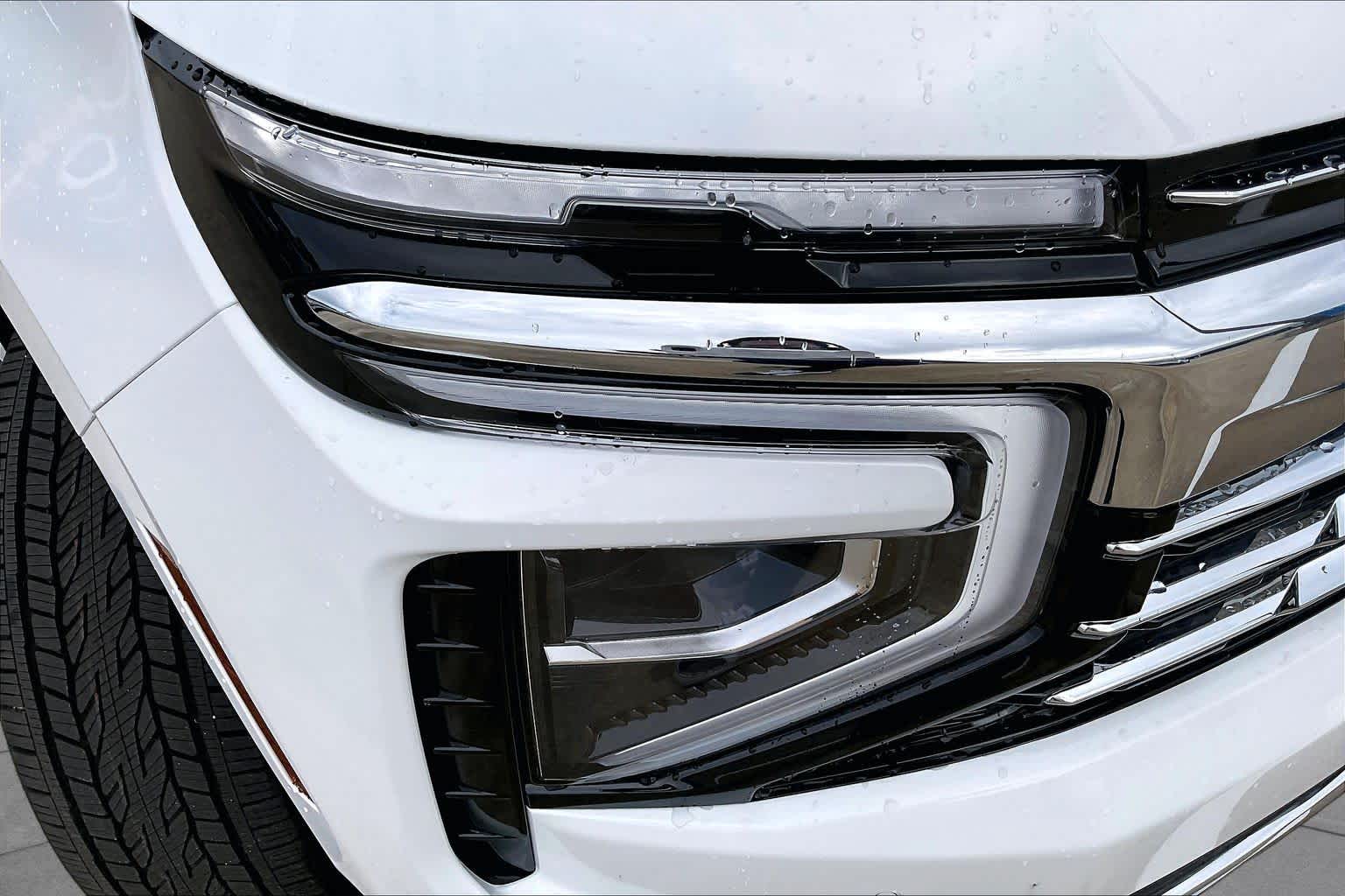 New 2026 Summit White Chevrolet LT image 13