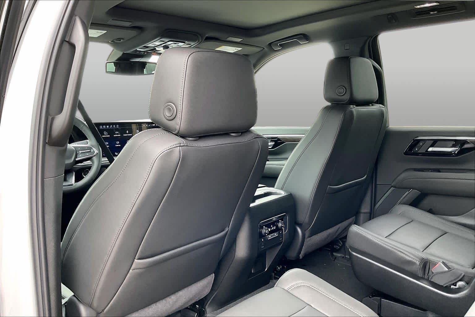 New 2026 Summit White Chevrolet LT image 22